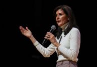 Nikki Haley diz que comentários de Trump fortalecem Putin