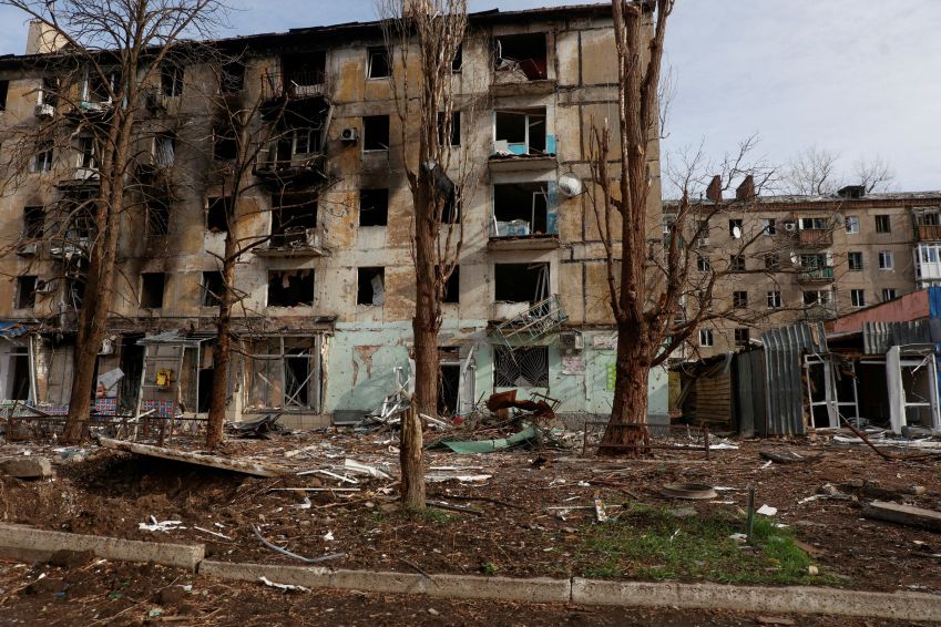 Prédio danificado na cidade de Avdiivka / 8/11/2023 Radio Free Europe/Radio Liberty/Serhii Nuzhnenko via REUTERS