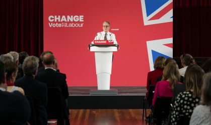 China parabeniza Keir Starmer após vitória arrasadora no Reino Unido