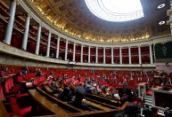 Partidos franceses se apressam para formar alianças antes de eleição