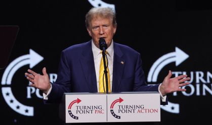 Trump elogia decisão da Suprema Corte: "orgulho de ser americano"
