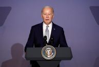 Democratas estão nervosos com perspectivas sobre Biden, mas alguns esperam mudança