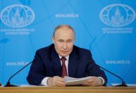 Putin expressa condolências às vítimas dos ataques à Crimeia e ao Daguestão
