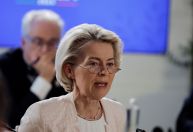 Ursula von der Leyen é reeleita como presidente da Comissão Europeia