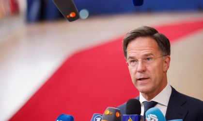 Premiê da Holanda vai suceder Stoltenberg como chefe da Otan, diz imprensa