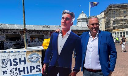 Reino Unido tem candidato a deputado "feito" de Inteligência Artificial
