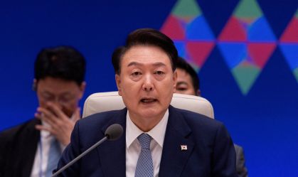 Coreia do Sul: Investigadores prometem prender presidente até segunda-feira (6)