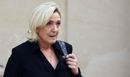 Advogado de Le Pen vai recorrer da condenação que a tornou inelegível