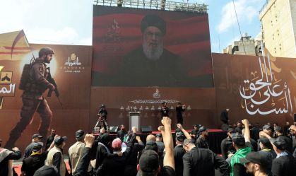Líder do Hezbollah Sayyed Hassan Nasrallah em telão em Beirute