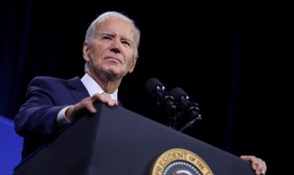 Casa Branca: Biden está focado em recuperação, mas recebe informações de governo