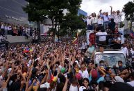 À CNN, brasileira relata violência contra manifestantes pacíficos na Venezuela