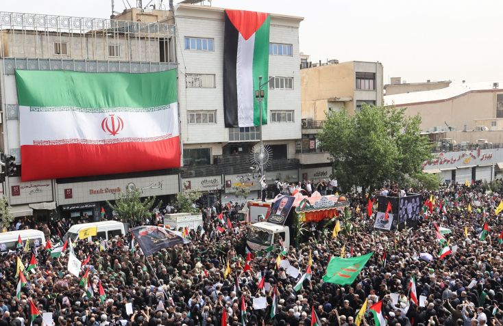 Iranianos se reúnem para funeral do líder do Hamas Ismail Haniyeh em Teerã / 1/8/2024 Majid Asgaripour/WANA (West Asia News Agency) via REUTERS