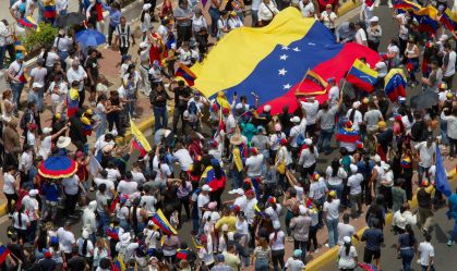 Venezuela realiza eleições neste domingo com pedido opositor de não votar
