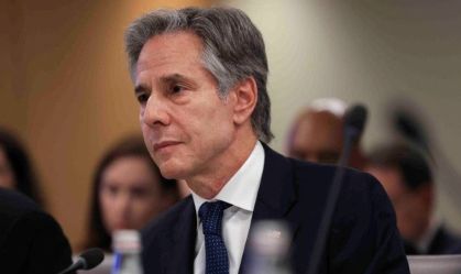 Chefe da diplomacia dos EUA pede "moderação" no Líbano