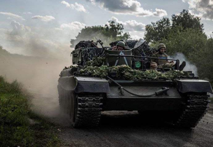 Militares ucranianos perto da fronteira russa em Sumy / 11/8/2024 REUTERS/Viacheslav Ratynskyi