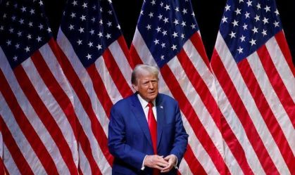 Trump pede que sentença em caso de suborno seja adiada até depois da eleição