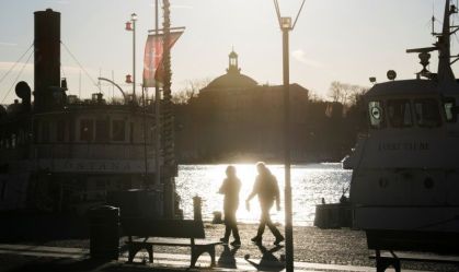 BC da Suécia corta juro básico pela 3ª vez e prevê mais duas reduções este ano
