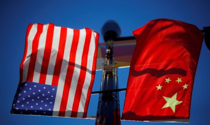 Oficiais militares dos EUA e da China se reúnem em Xangai