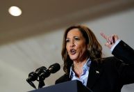 Kamala Harris diz que ataque a tiros em escola é "tragédia" e "ultrajante"