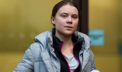 Relembre trajetória de Greta Thunberg, jovem ativista detida por Israel