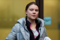 Relembre trajetória de Greta Thunberg, jovem ativista detida por Israel