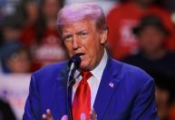 Trump pede ao Congresso que aprove propostas em um único projeto de lei