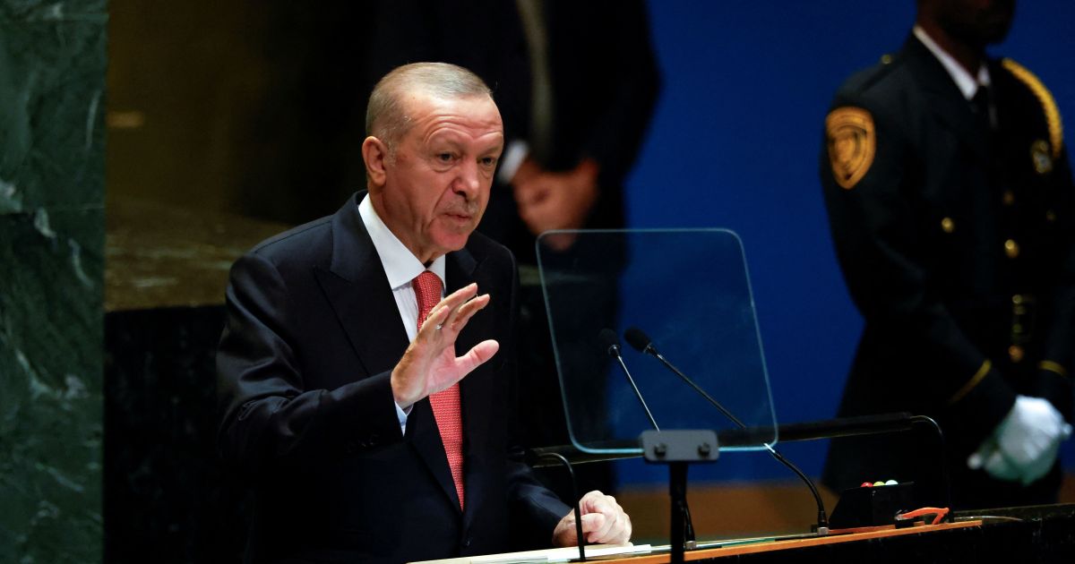 Guerra no Irã começa a “enfraquecer a Europa”, diz presidente da Turquia