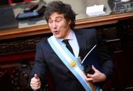 Juiz nomeado por decreto por Milei renuncia à Suprema Corte da Argentina