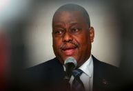 Haiti substitui primeiro-ministro à medida que a crise de segurança aumenta