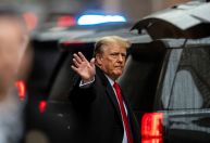 Trump quebra silêncio sobre Navalny e não culpa Putin por morte de opositor