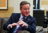 Chanceler do Reino Unido, David Cameron, se reúne com Trump na Flórida
