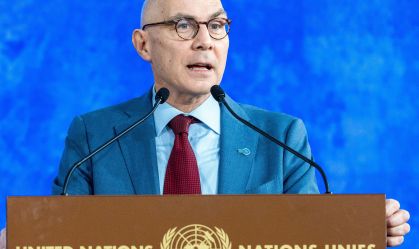 ONU pede investigação sobre valas comuns em dois hospitais de Gaza