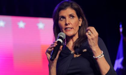 Nikki Haley desiste de disputa pela Casa Branca