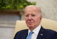 Biden sugere que tio foi comido por canibais e gera crise com Papua-Nova Guiné