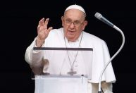 Papa Francisco participará da Vigília Pascal, diz Vaticano