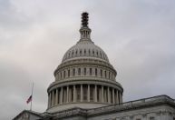 Câmara dos EUA aprova ajuda de US$ 95 bi para Ucrânia e Israel; pacote vai para Senado