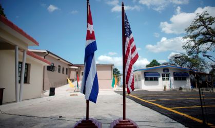 Cuba pede que EUA aliviem sanções que estrangulam economia da ilha