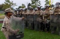 Audiência na Califórnia analisa uso de militares em Los Angeles por Trump