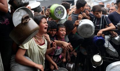 Ataque de Israel mata 59 palestinos que esperavam por comida em Gaza