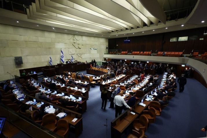 Membros do Knesset, o parlamento israelense • 27/03/2023 REUTERS/Ronen Zvulun/File Photo