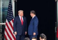 Xi Jinping conversou com Trump pelo telefone, diz agência estatal chinesa