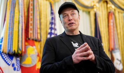 Musk reage com memes após atualizações do caso Epstein nos EUA
