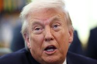 Após ameaças, Trump diz que Irã quer fazer acordo