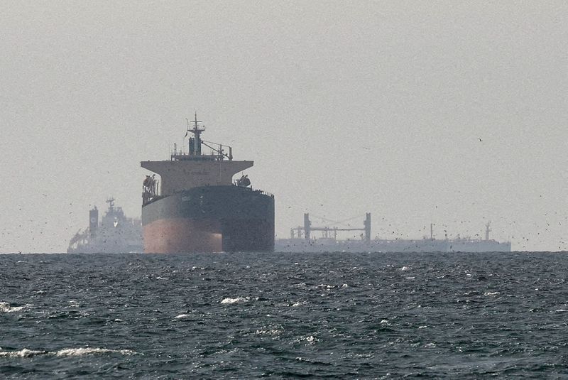 EUAxIrã: Negociações seguem incertas enquanto novo ataque acontece em Ormuz